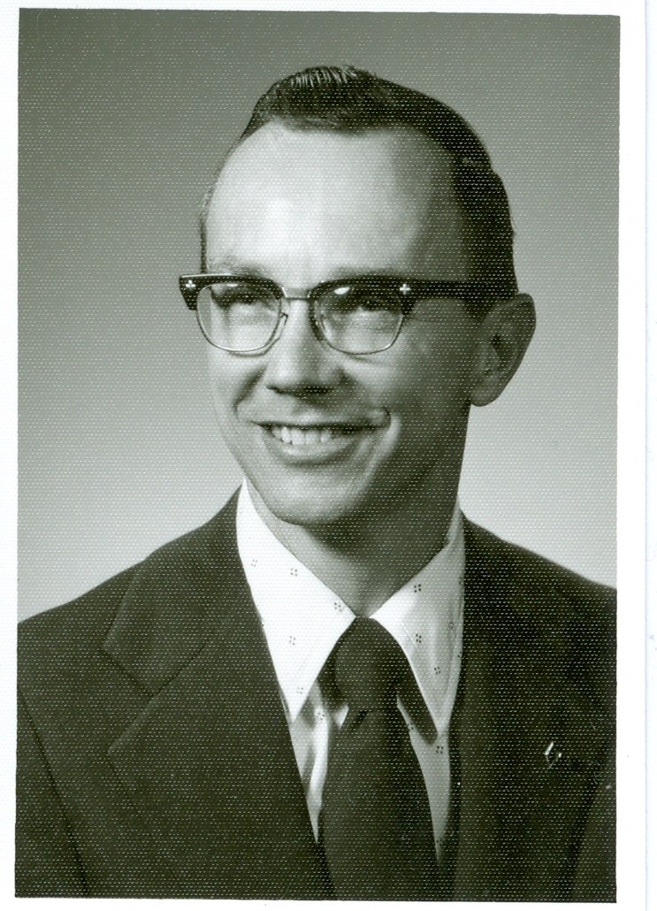 Avis de décès de James R. Walkinshaw