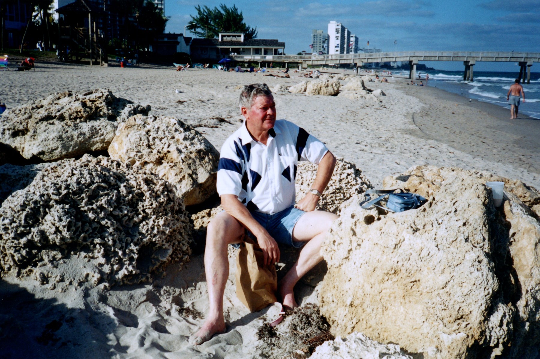 Obituary of Harry Douglas Austin