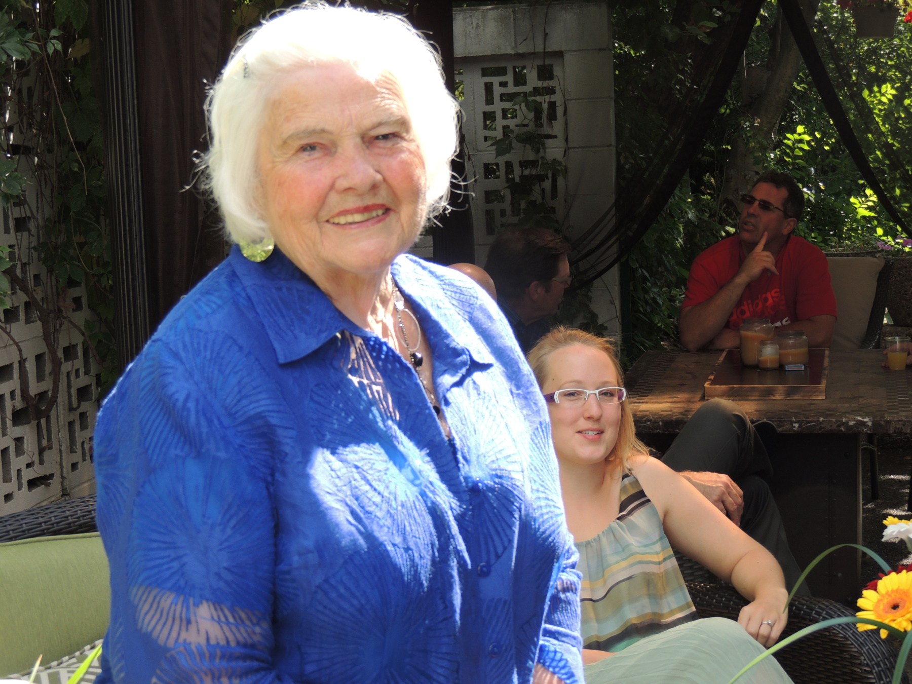 Obituary of Evelyn Hall Bechard