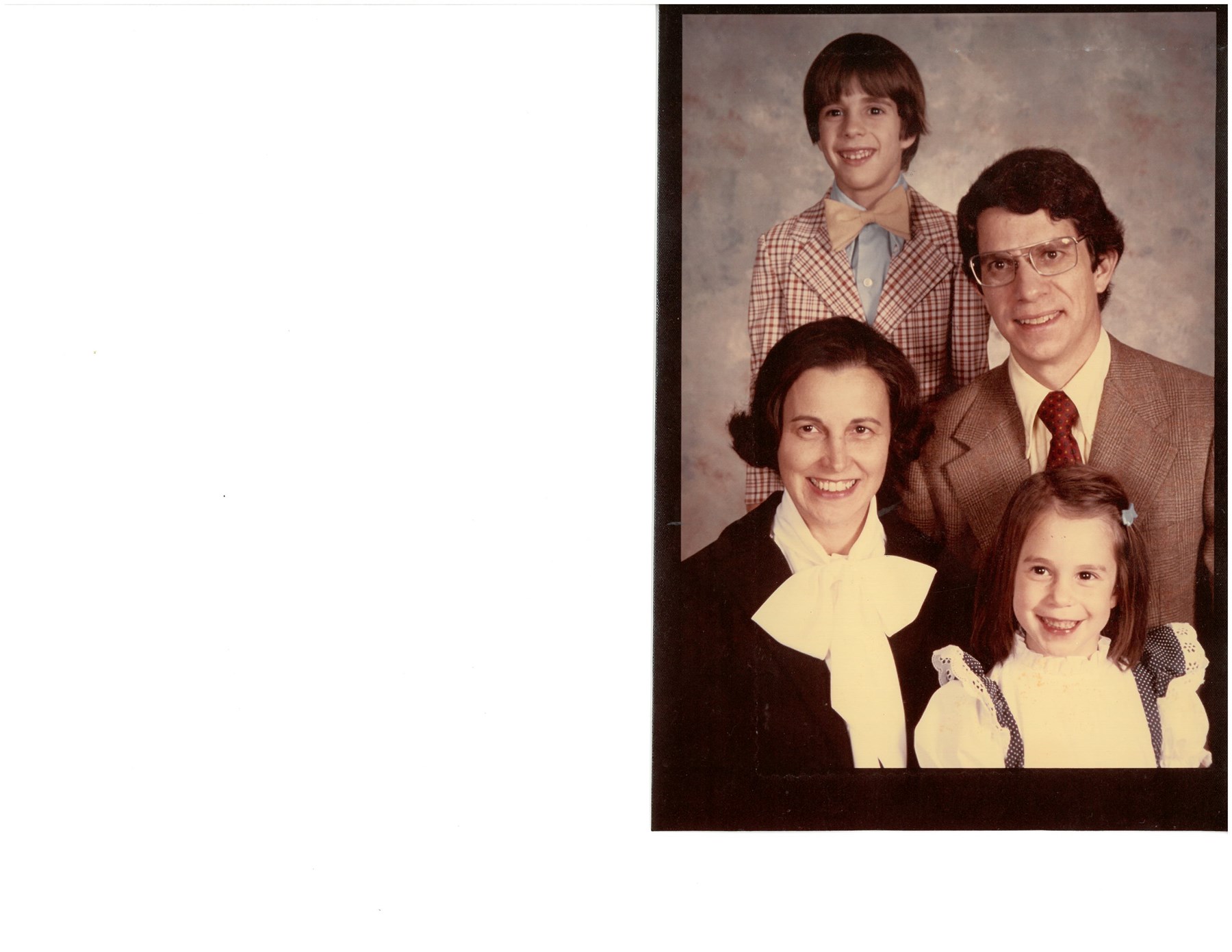 Obituary of Dean Roberts Giles