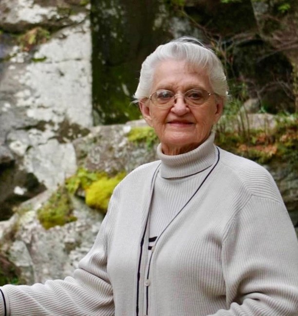 Avis de décès de Catherine J Hooten