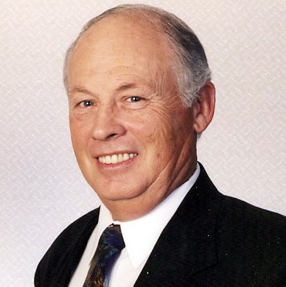 Obituario de John E. Shields