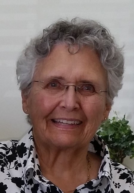 Obituario de Linda J Kinnear