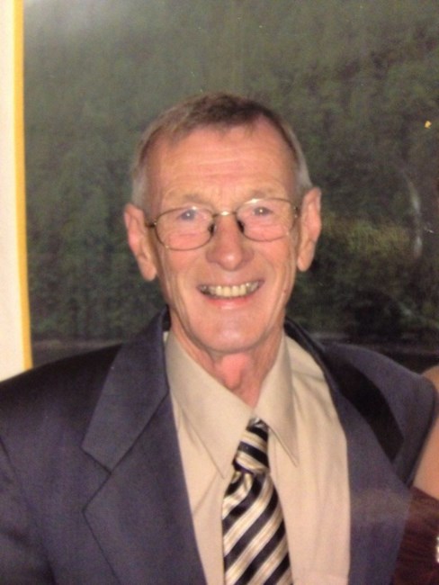 Obituary of Roger Gordon Wiggins