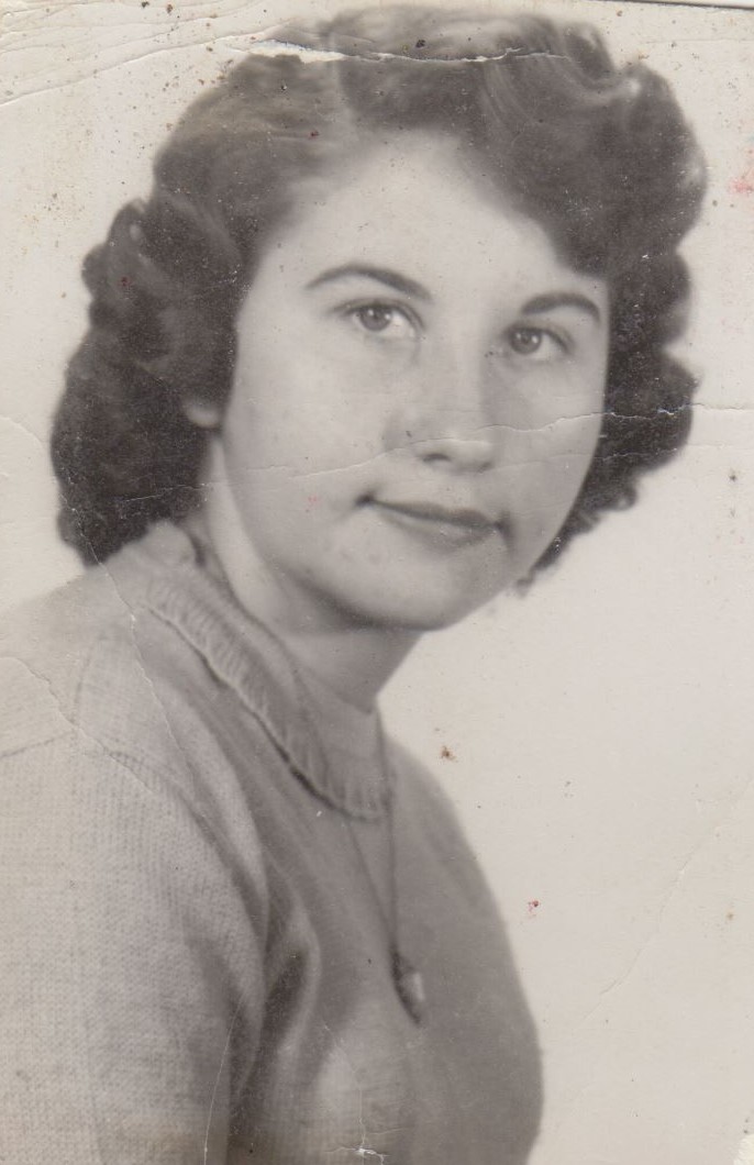 Obituary of Louise Ann Hoy