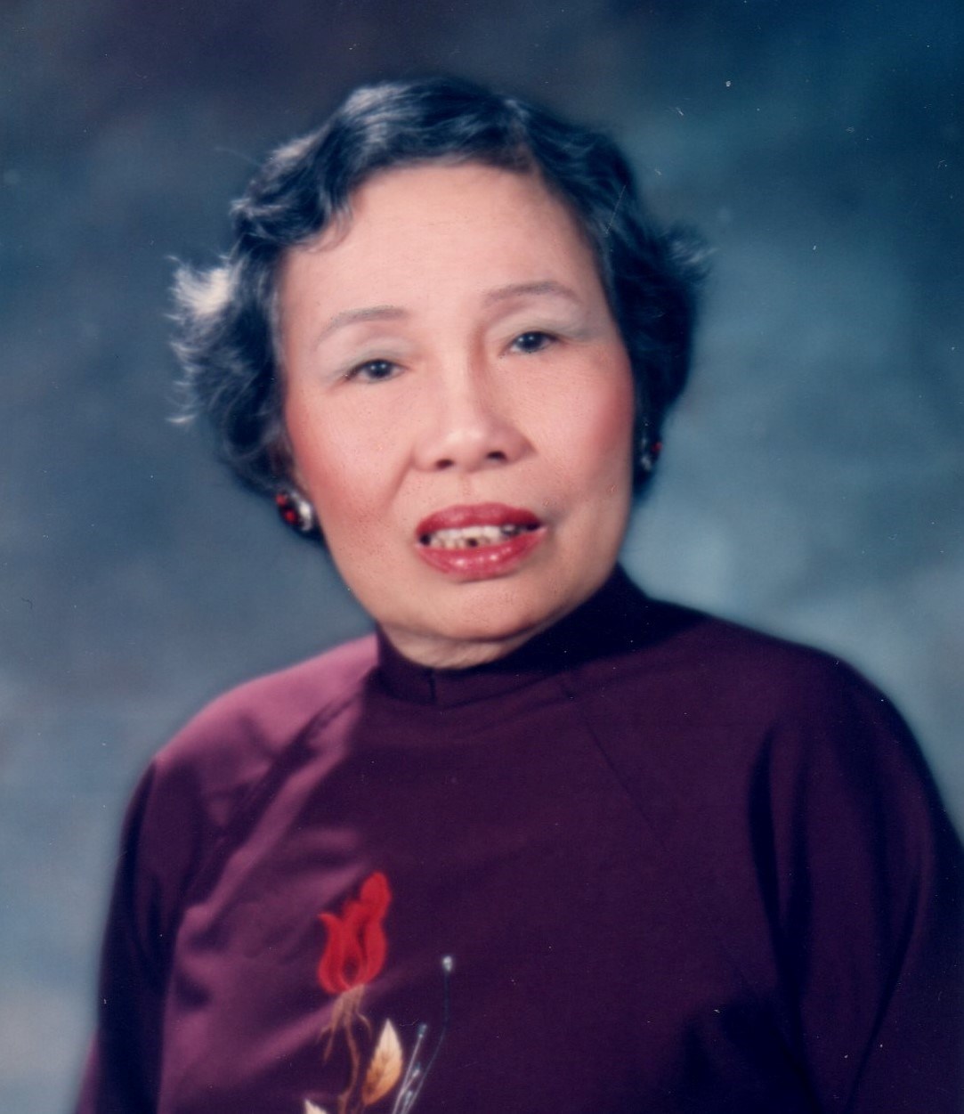 Obituary of Nhuan Thi Le