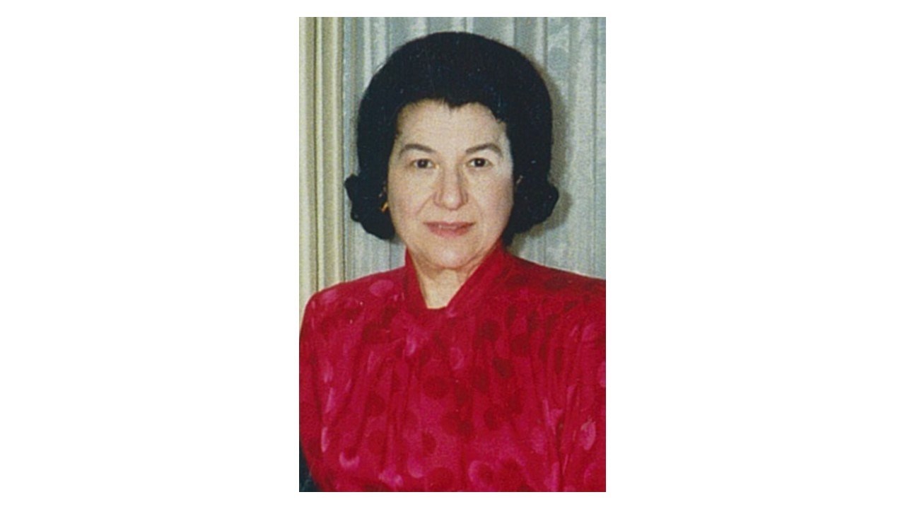 Obituary of Suzanne Collias