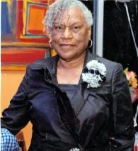 Obituario de Bertha Mae Clark