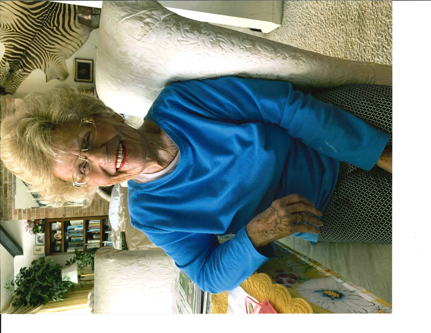 Obituary of Elda Belle Molander