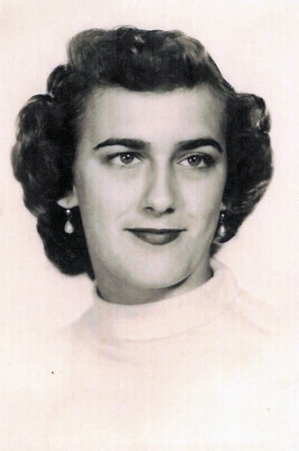Obituary of Dorothy M Davenport