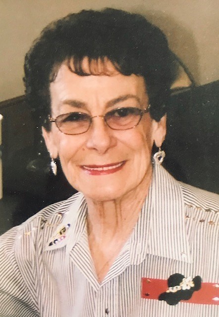 Obituary of Nina Lee Applegate