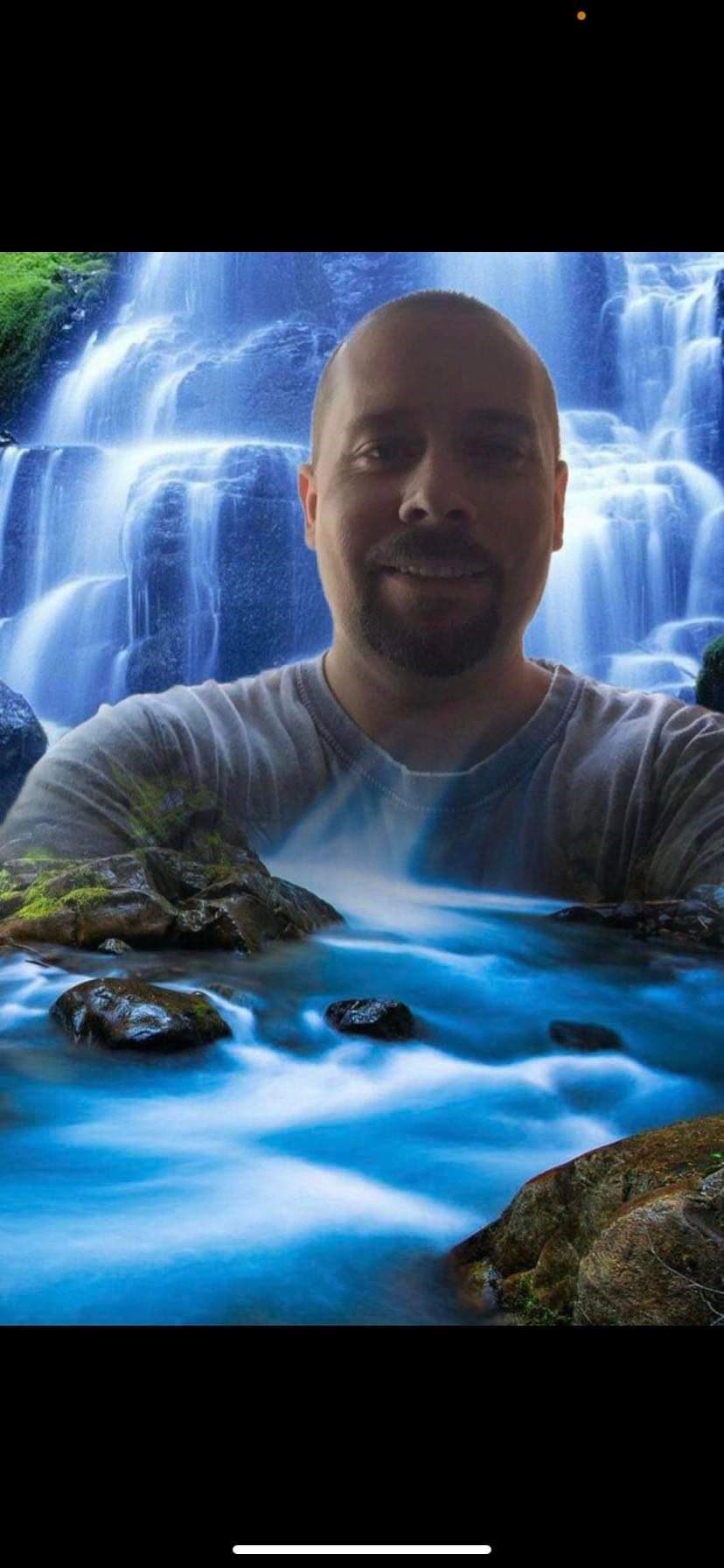 Obituary of Mario Scott