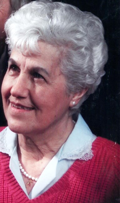 Obituary of Antoinette Marie Barbara Featherstone