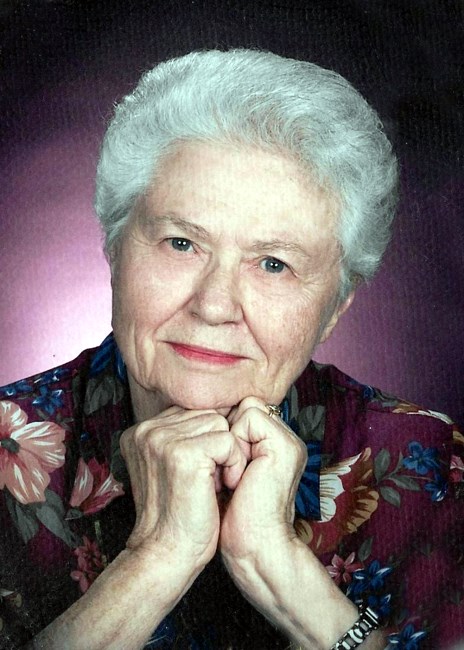 Obituary of Carolyn R. Hall