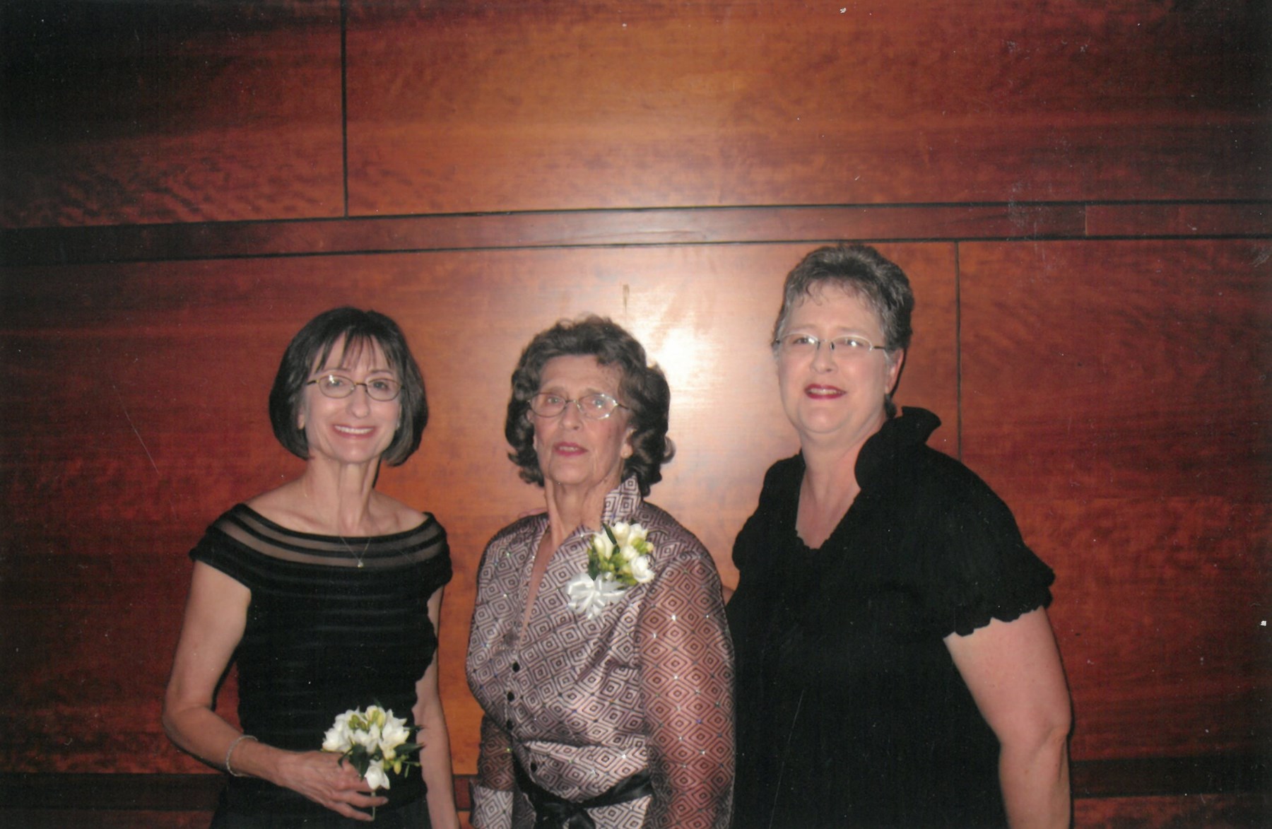 Obituary of Louise Holland