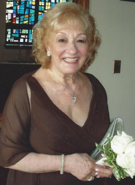 Obituary of Dorothy H. Lavaia