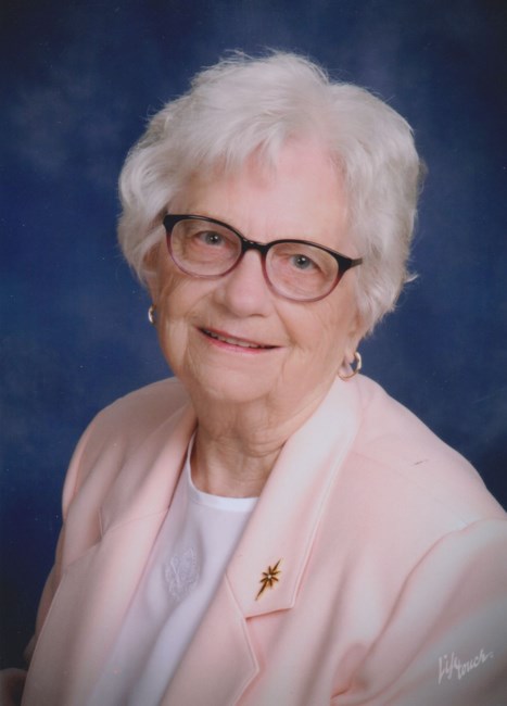 Obituario de Lillian M. Holdorf