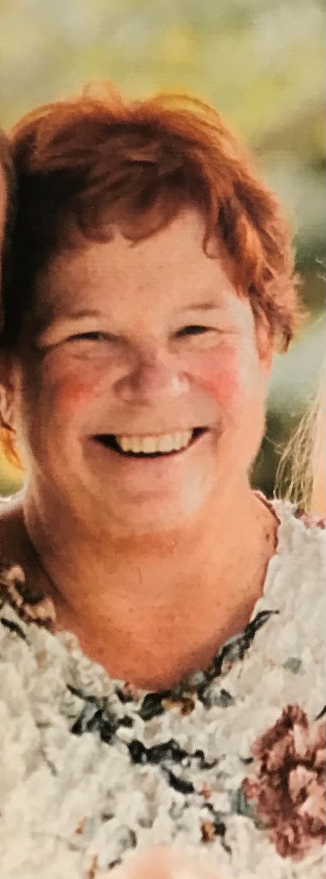 Obituary of Jeanne Lund