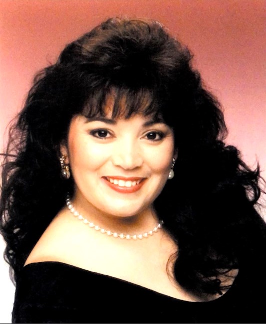 Obituario de Carolyn Estrada Castro