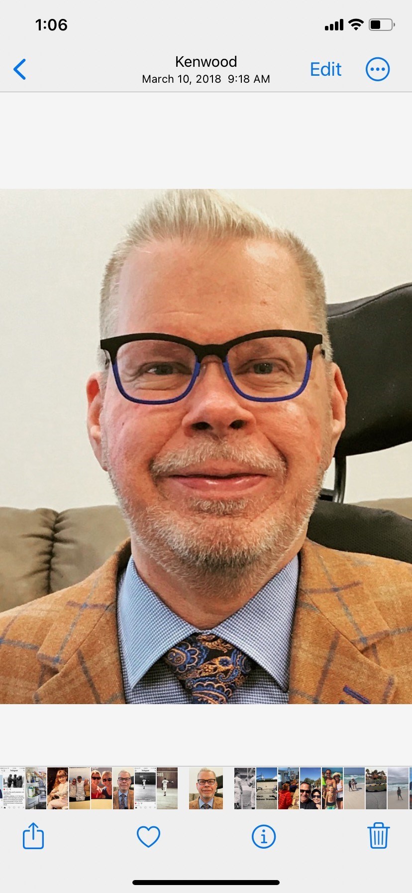 Avis de décès de John Stephen Mikita