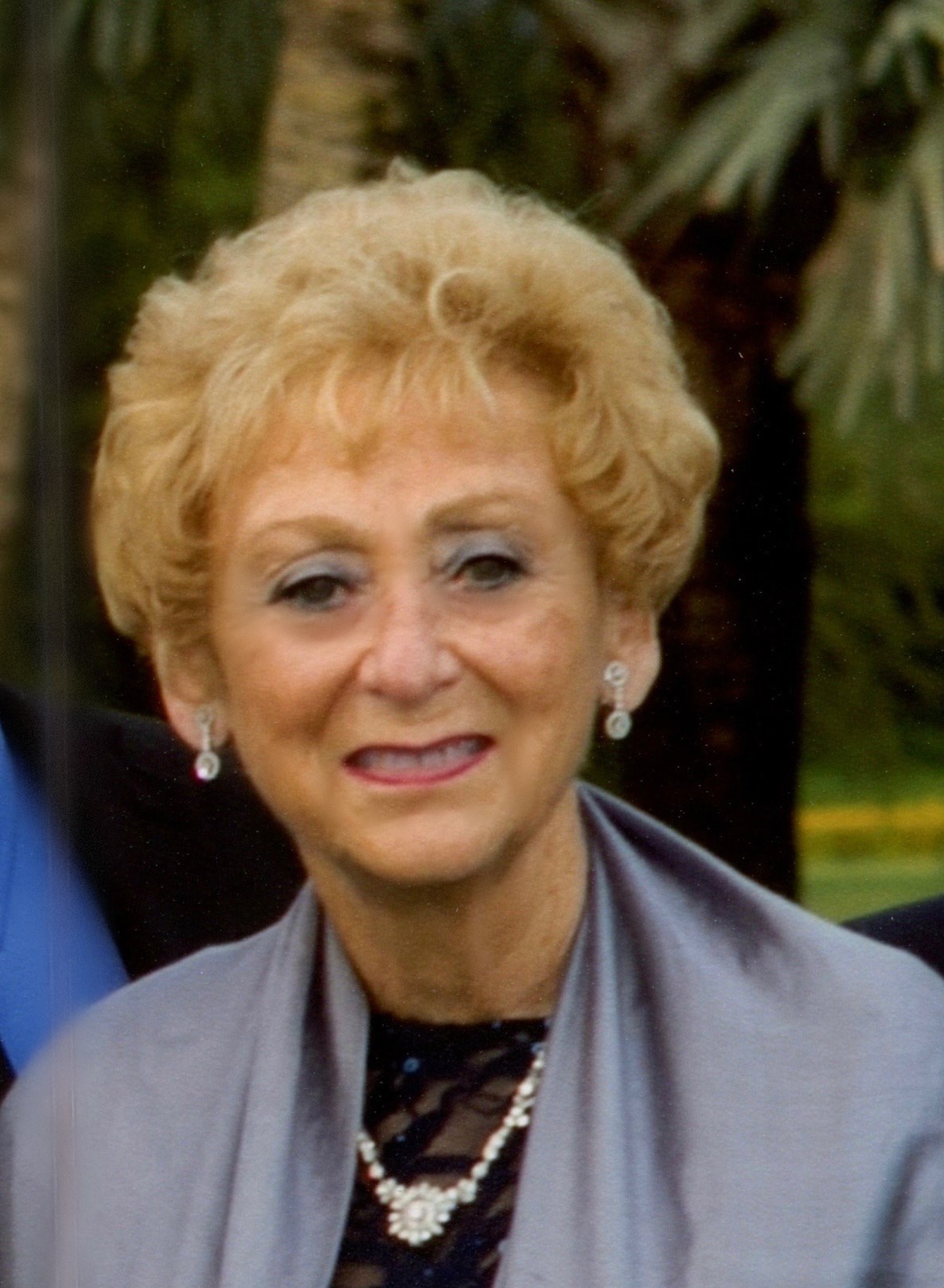 Obituary of Trena Goldberg