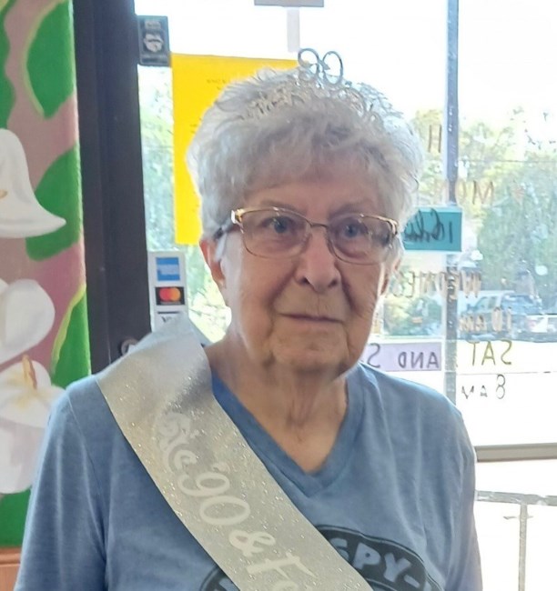 Obituary of Margaret "Peggy" Evelyn Johnson