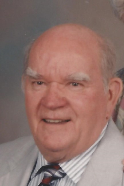 Obituario de William Benard Lewis