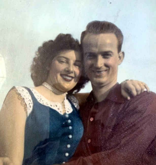 Avis de décès de Dorothy Hartless Walker