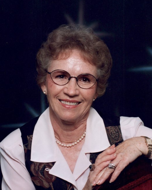 Obituary of Christmas Maxine Hall Wood