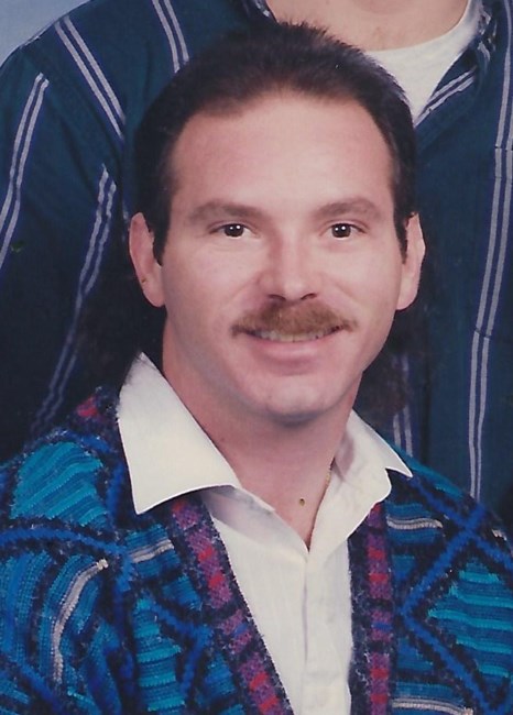 Obituario de William V. Cox