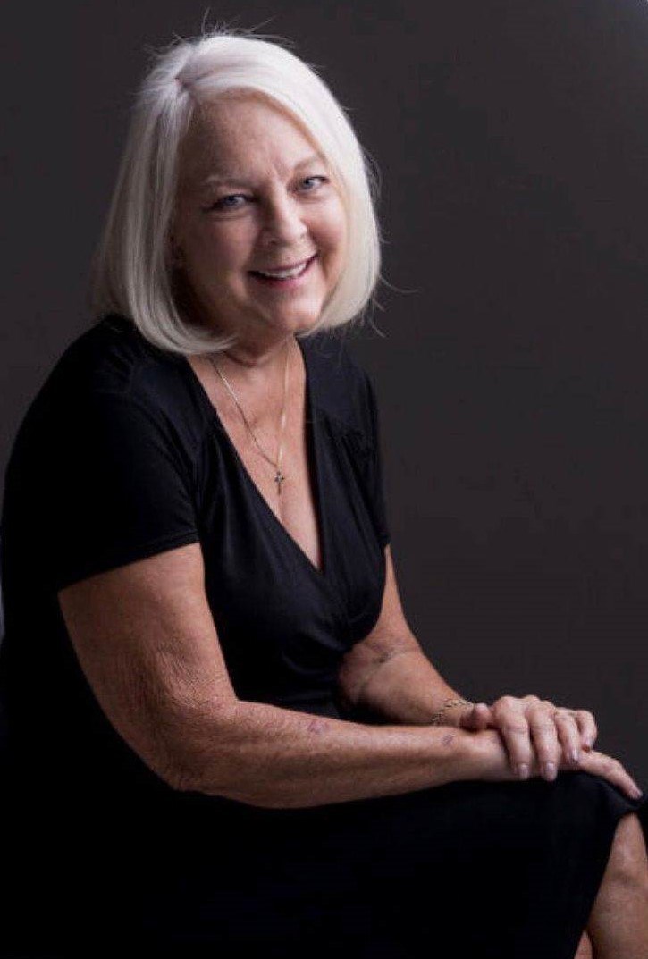 Obituary of Cynthia Rose Lund