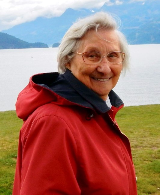 Obituary of Mrs. Alice Bischoff