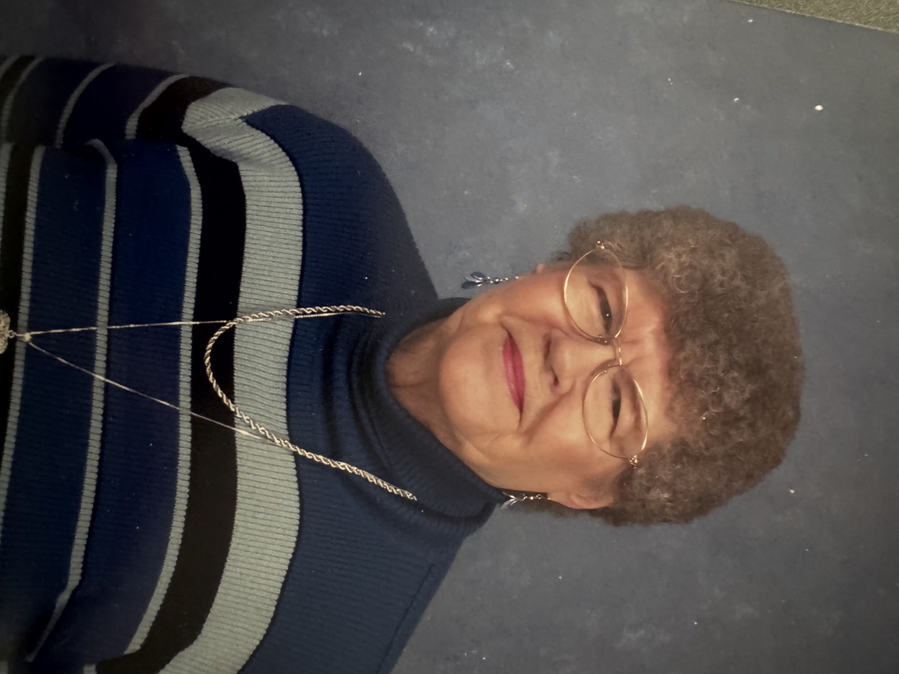 Obituary of Phyllis Joan Hammond