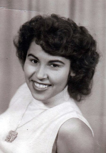 Obituary of Vera Estrada Torres