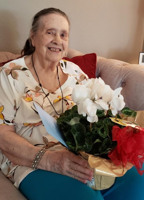 Obituary of Lois Lavon Garrett