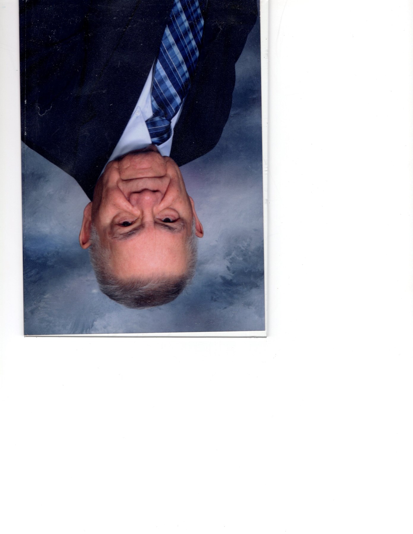 Avis de décès de Carlos Julian Vasquez