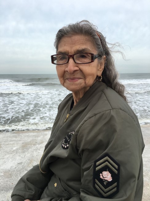 Obituary of Eugenia Del Carmen Aguirre