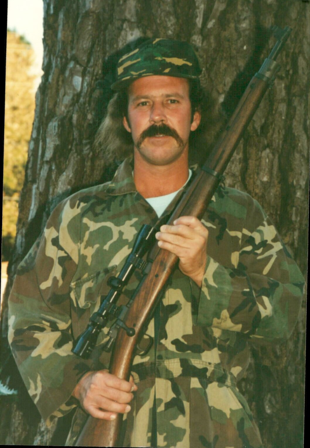 Obituario de George Lott