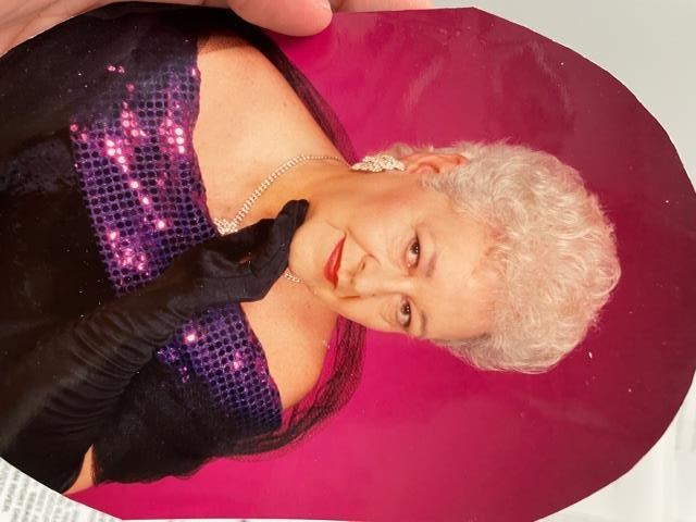 Obituary of Mary Lou Krakowski