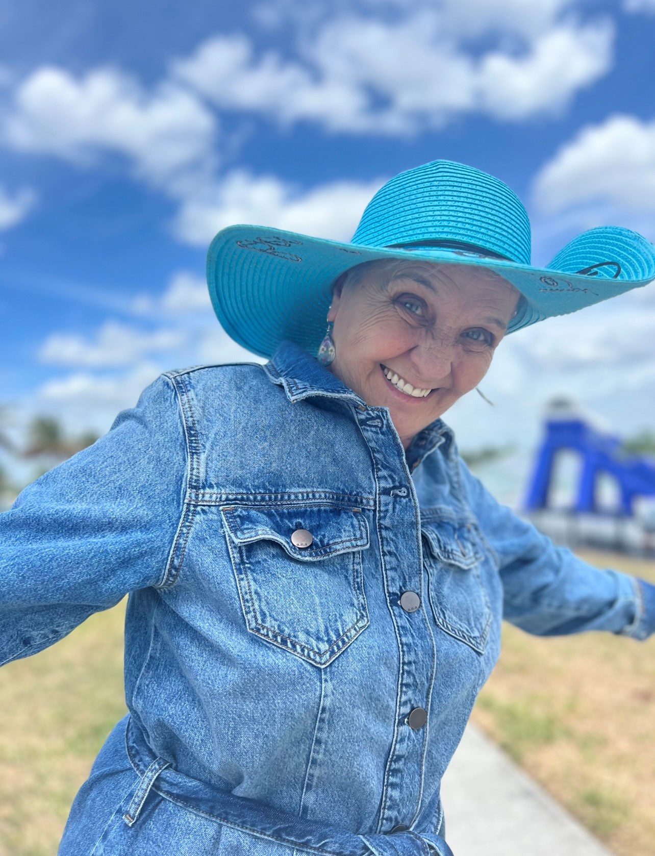 Obituary of Laurel Castellanos