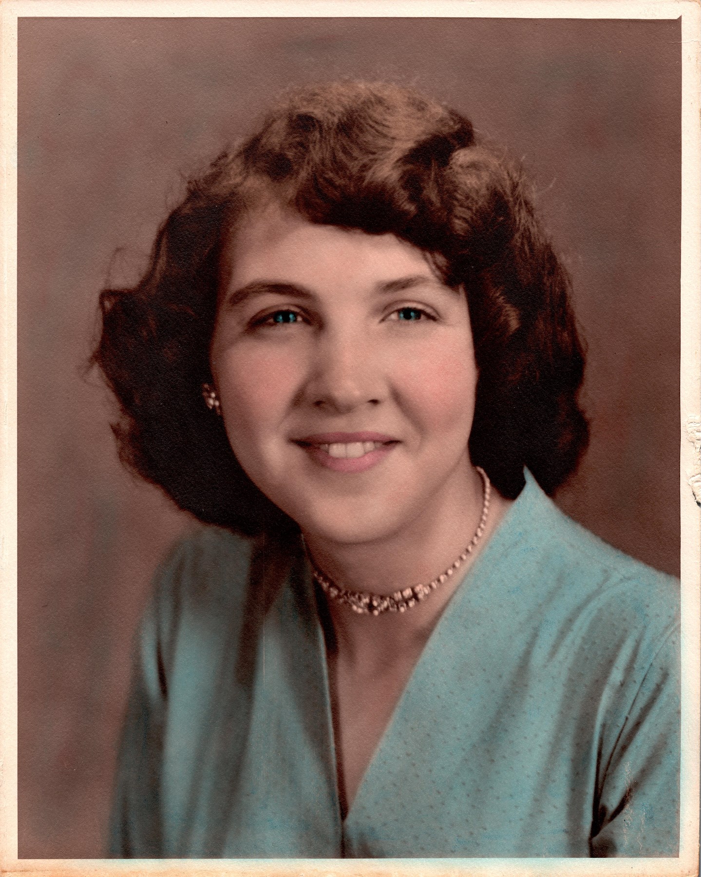 Obituary of Mary Mills