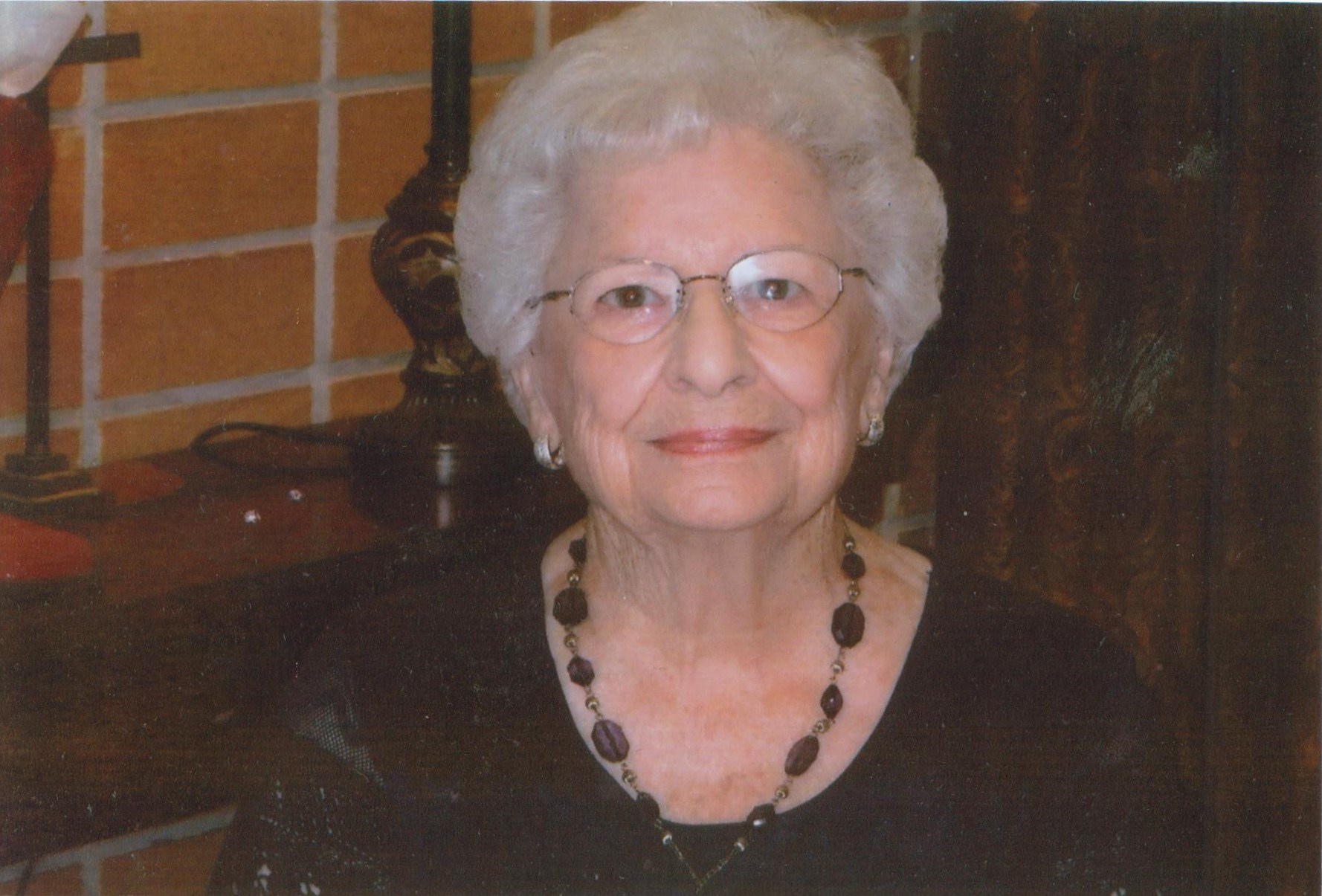 Obituary of Mrs. Bernice Samples Holler