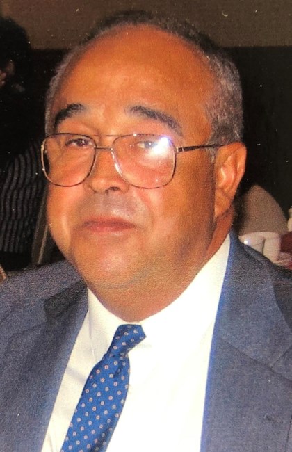 Obituary of Roberto N. Andrade