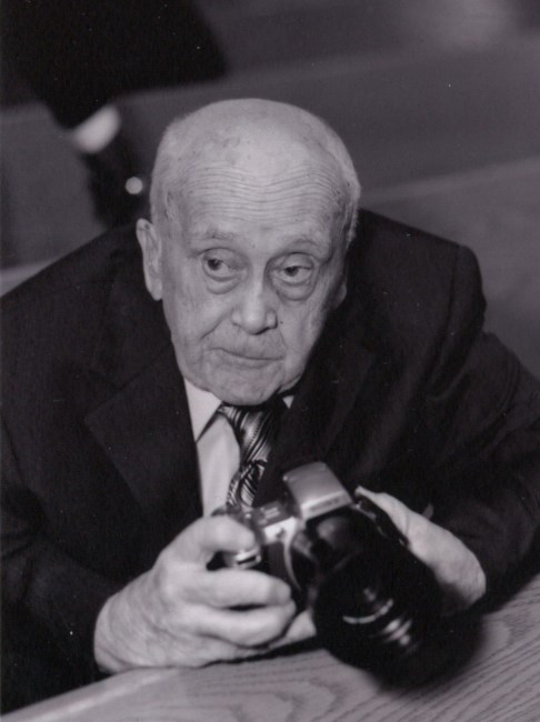 Obituary of Frank Edward Hayward