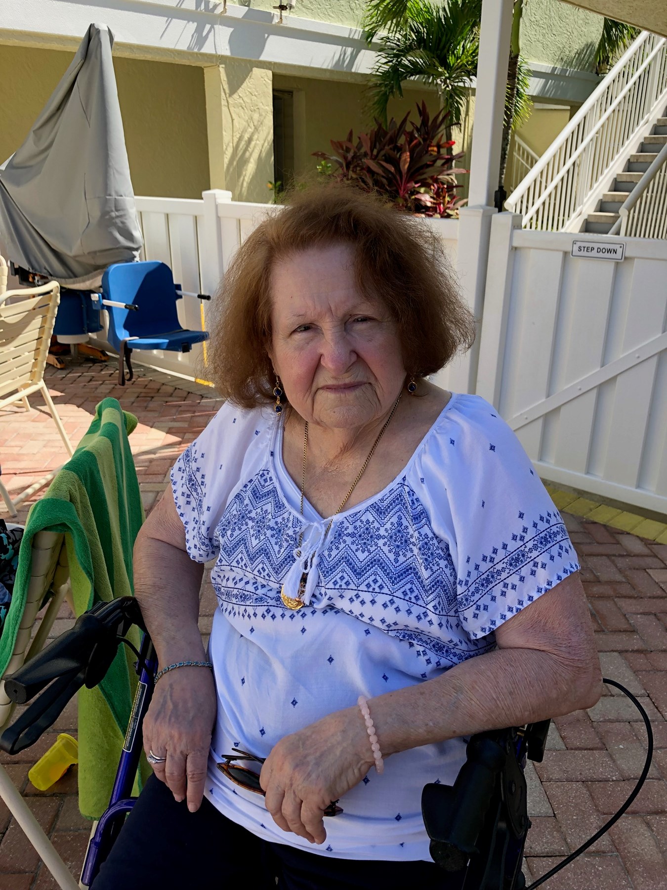 Obituario de Esther Martinez