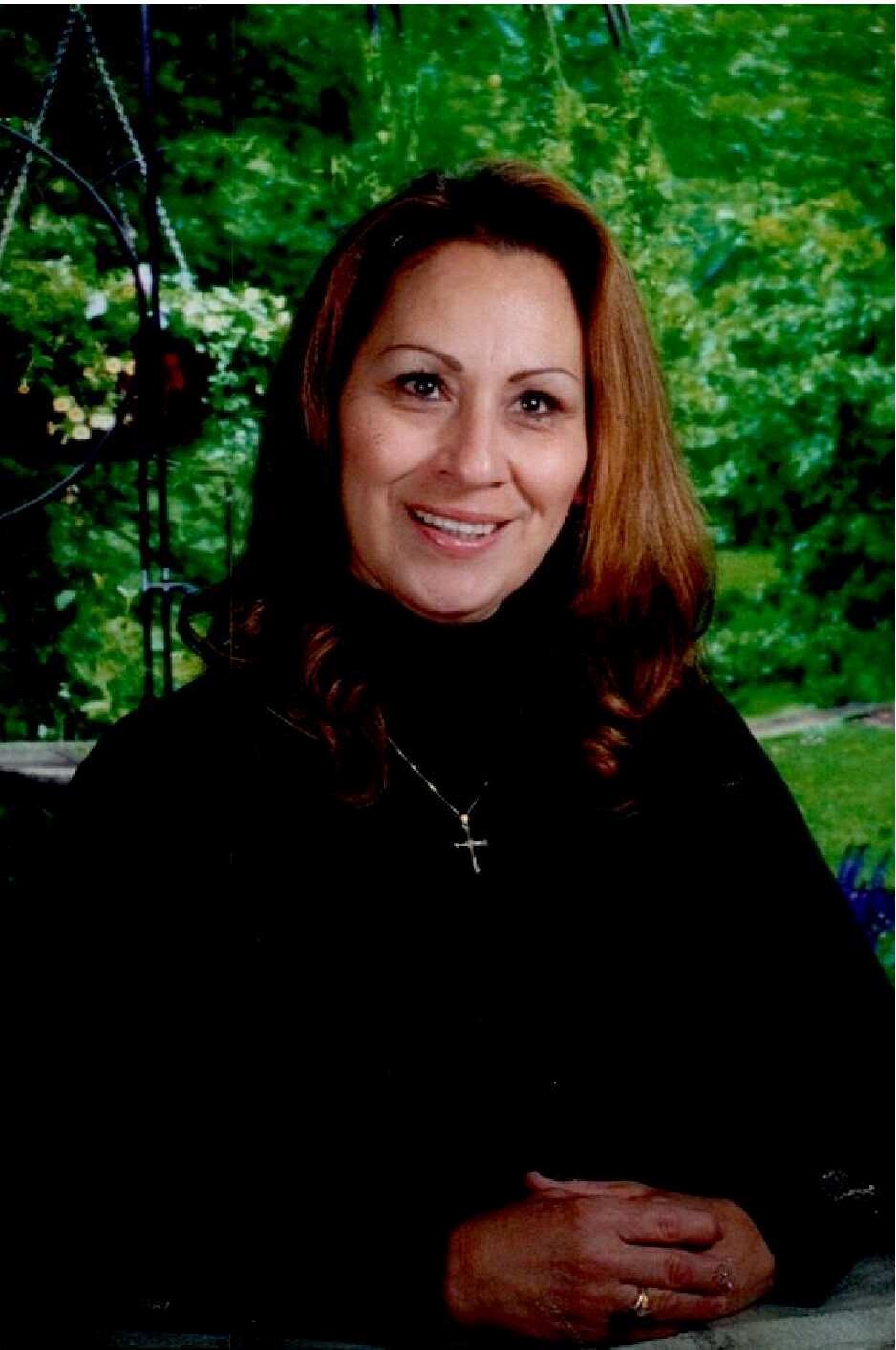 Obituary of Natividad Flores