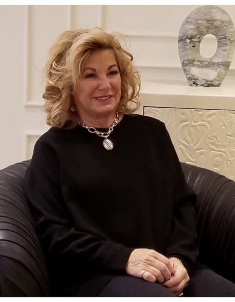 Obituary of Debra Ross Lawrence