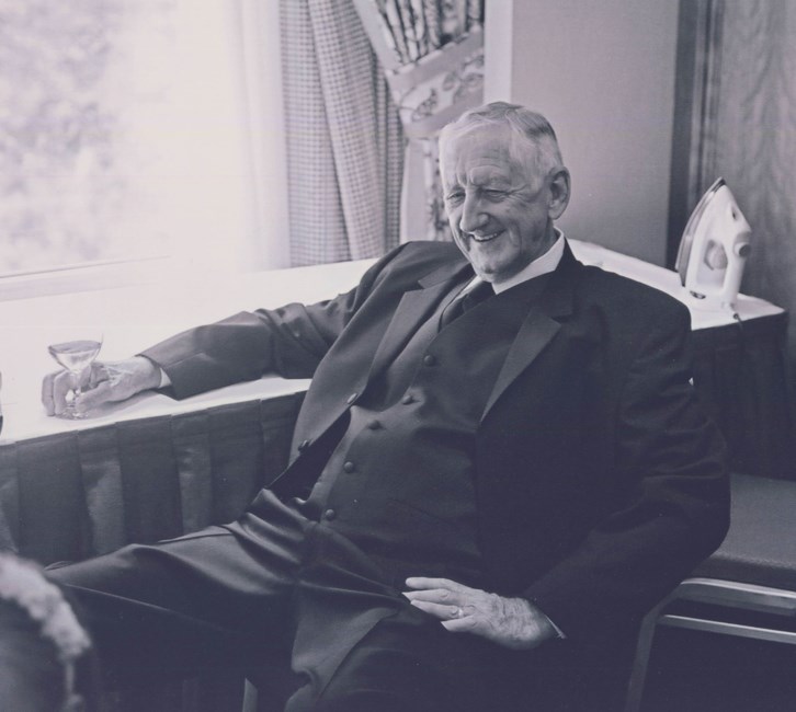 Obituario de Alan Benton Hornbeak