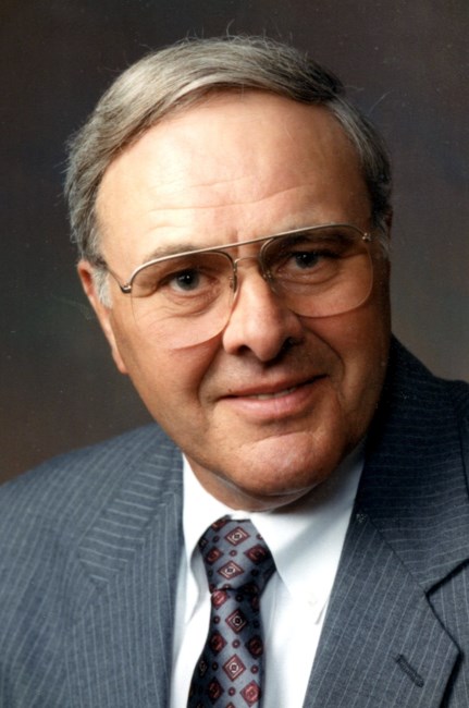 Obituary of Leon Lorenz (Lee) Casten