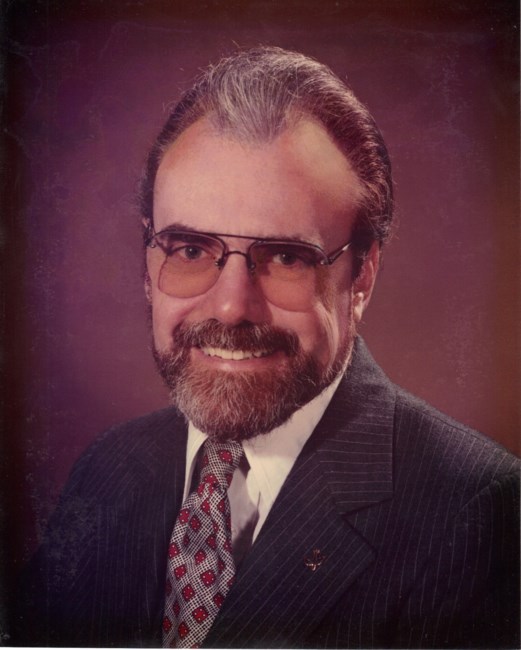 Obituario de Max Jones